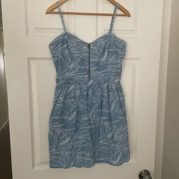 🩵 Vans Denim Dress 🩵 - Picture 1 of 6